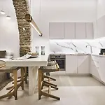 Grystal Properites 度假居 *